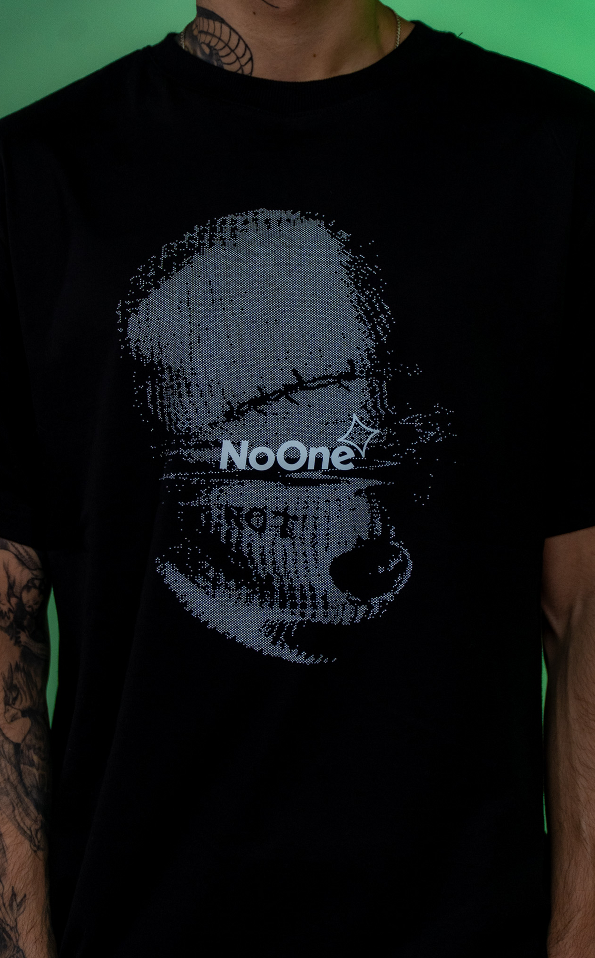 Camiseta No Face